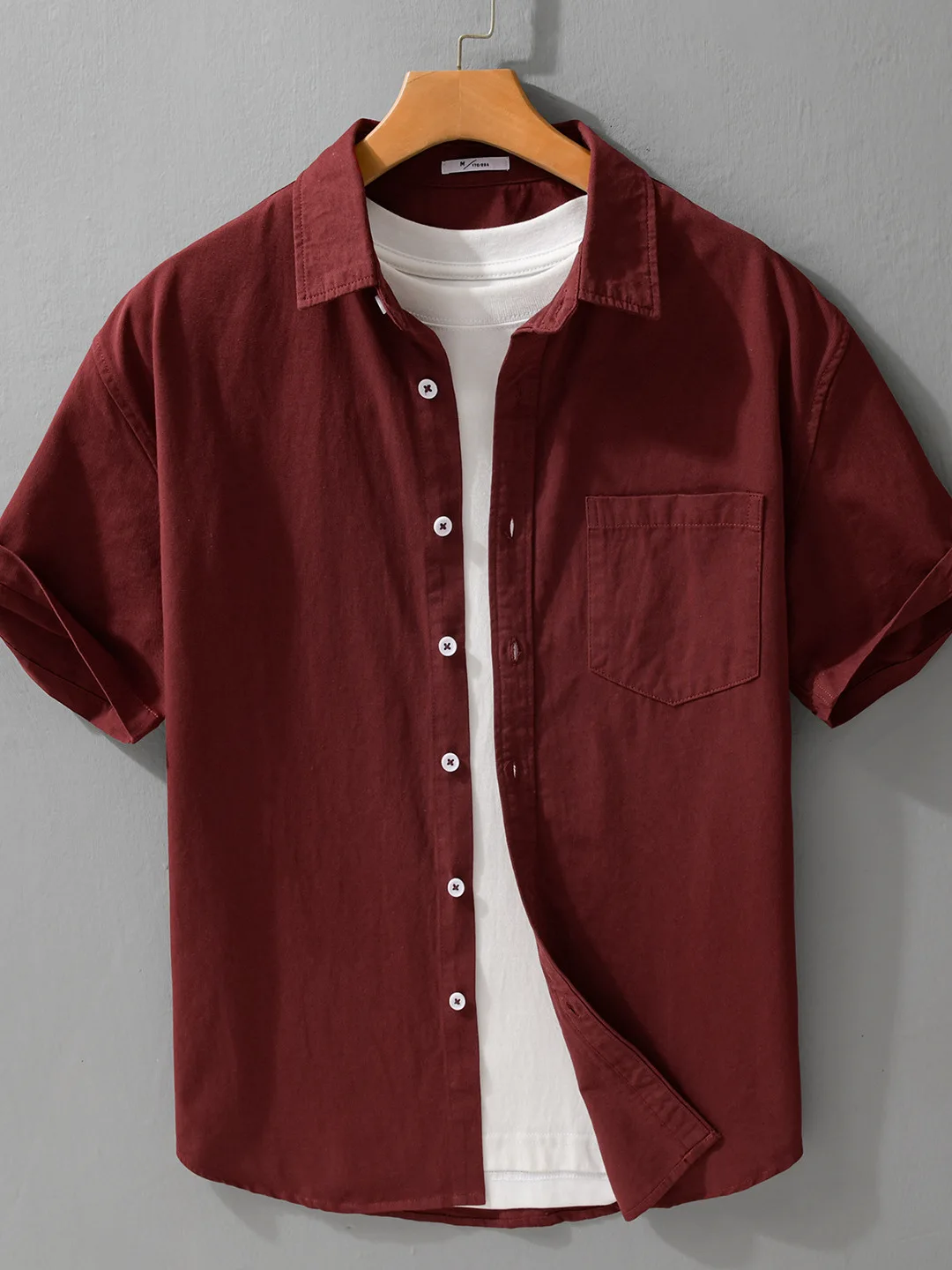 Men's Casual Cotton Shirt Short Sleeve Breathable Pure Color Basic Style Summer New Arrival Loose Fit Pocket Design Button up
Men's Casual Cotton Shirt Short Sleeve Breathable Pure Color Basic Style Summer New Arrival Loose Fit Pocket Design Button up