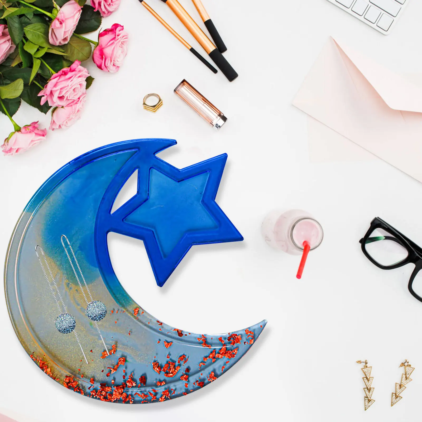 1 шт., силиконовая форма для подноса с луной и звездой, сделай сам, кристаллическая эпоксидная антипригарная настольная пластина, форма для литья, органайзер для хранения, ремесло
1 шт., силиконовая форма для подноса с луной и звездой, сделай сам, кристаллическая эпоксидная антипригарная настольная пластина, форма для литья, органайзер для хранения, ремесло