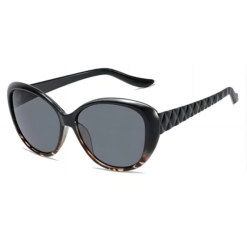 Round Women's Sunglasses C2010
Round Women's Sunglasses C2010