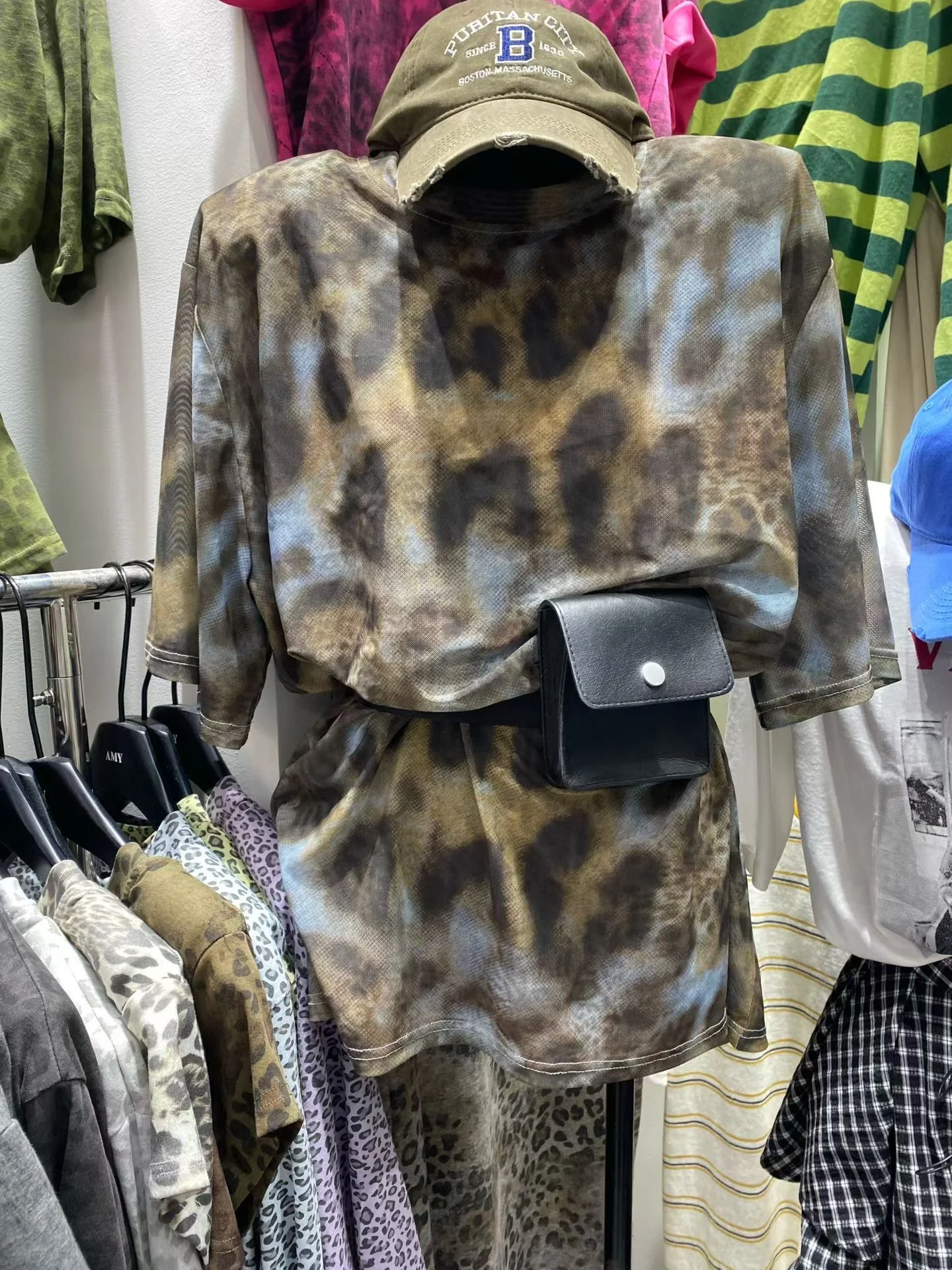 Amy American Retro Tie Dye Leopard Print Oversized Slimming mid Length T Shirt Women Summer New Net Shirt Casual All Match
Amy American Retro Tie Dye Leopard Print Oversized Slimming mid Length T Shirt Women Summer New Net Shirt Casual All Match