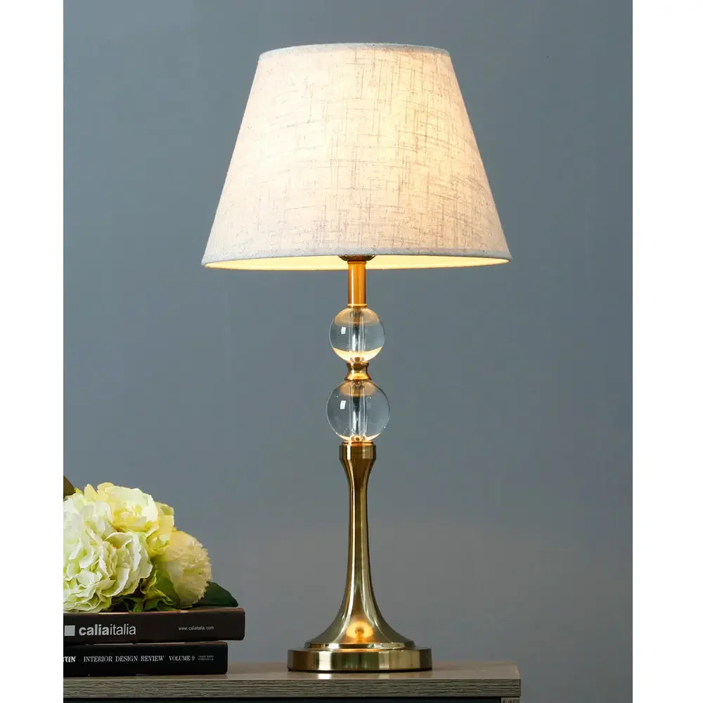 Nordic LED Desk Lamp Gold Metal Table Lamps for Bedroom Living Room Bedside Lamp Desk Light Decoration Wedding Lighting Fixtures
Nordic LED Desk Lamp Gold Metal Table Lamps for Bedroom Living Room Bedside Lamp Desk Light Decoration Wedding Lighting Fixtures