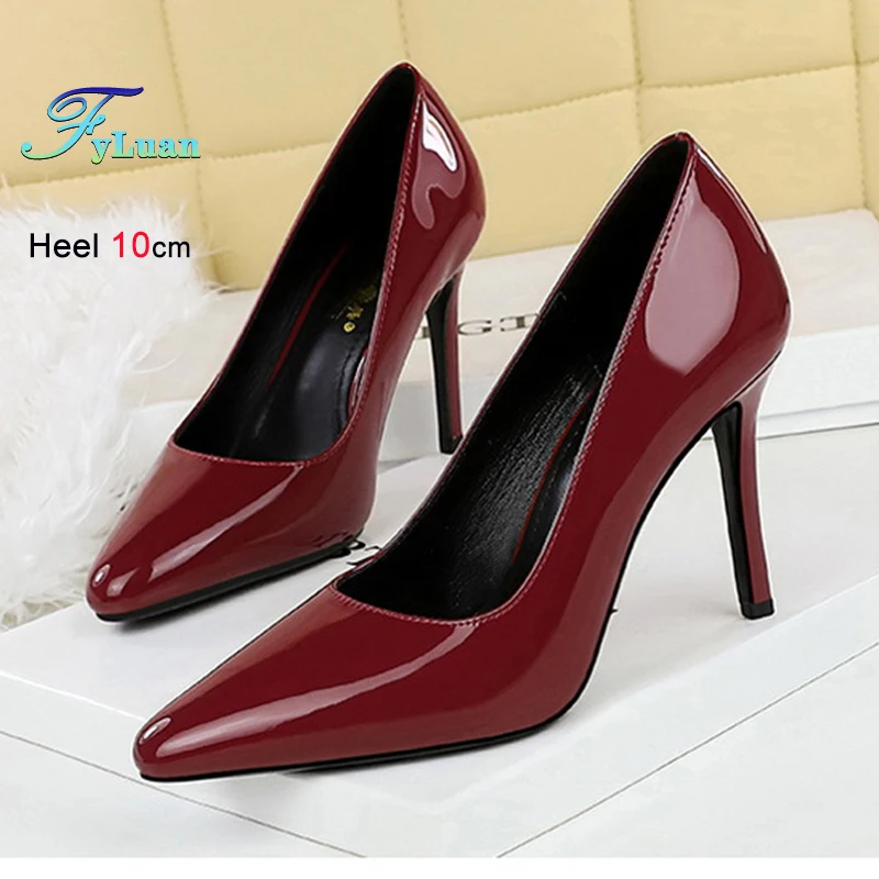 2025 Popular Design Women Pumps Patent Leather Shallow Mouth Pointed Toe Glossy Stiletto Shoes Formal Occasion 10cm Single Shoes
2025 Popular Design Women Pumps Patent Leather Shallow Mouth Pointed Toe Glossy Stiletto Shoes Formal Occasion 10cm Single Shoes