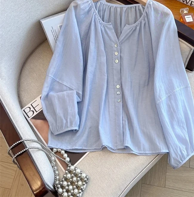 Casual O-neck lantern sleeve sweet button Elegant Chic Loose Top korean fashion top Plus Size Clothing
Casual O-neck lantern sleeve sweet button Elegant Chic Loose Top korean fashion top Plus Size Clothing