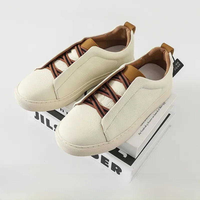 Italian Style Top Layer Cowhide Soft Bottom Casual Shoes Men's Fashion Sport Comfortable Spring Autumn Low Top Flat Heel
Italian Style Top Layer Cowhide Soft Bottom Casual Shoes Men's Fashion Sport Comfortable Spring Autumn Low Top Flat Heel