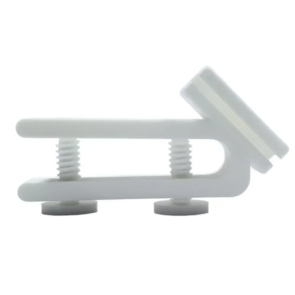 Держатель зажима для водяного шланга для края ведра. Использование в саду и аквариуме. Легкий и компактный для удобного обращения.
Держатель зажима для водяного шланга для края ведра. Использование в саду и аквариуме. Легкий и компактный для удобного обращения.