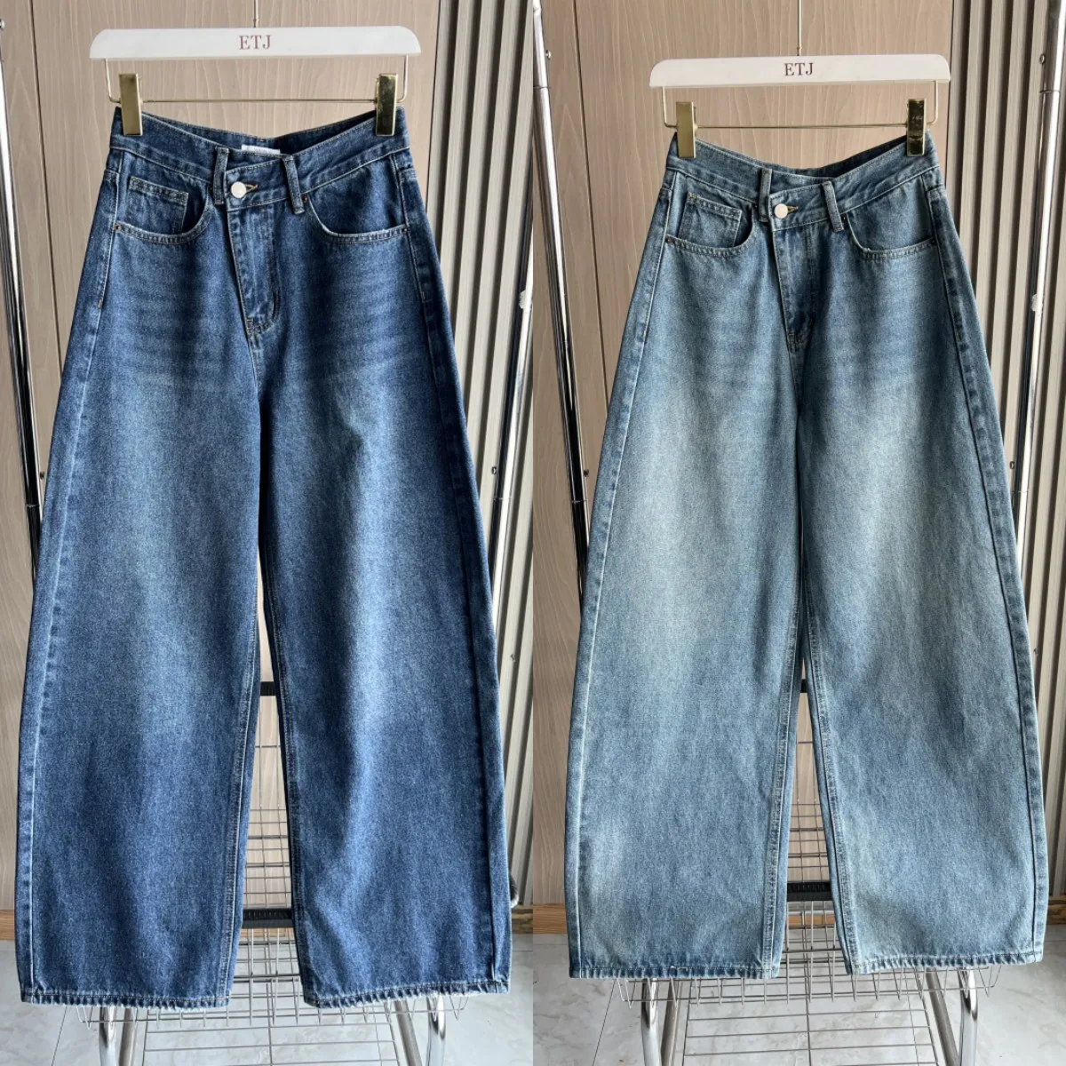ETJ 2025 TRAF Spring new women's elegant fashion double flapstick waist mid-waist baggy jeans matching trousers
ETJ 2025 TRAF Spring new women's elegant fashion double flapstick waist mid-waist baggy jeans matching trousers