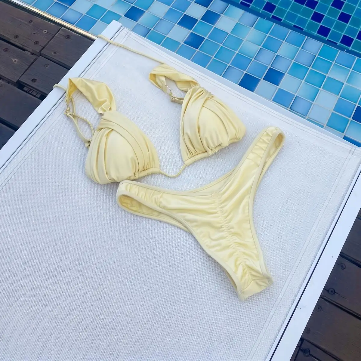 3Pcs Micro Bikinis Sexy Women Swimsuit 2026 New Swimwear Solid Swim Suit Female Bathing Suit Bandeau Biquini Beachwear Sarong
3Pcs Micro Bikinis Sexy Women Swimsuit 2026 New Swimwear Solid Swim Suit Female Bathing Suit Bandeau Biquini Beachwear Sarong