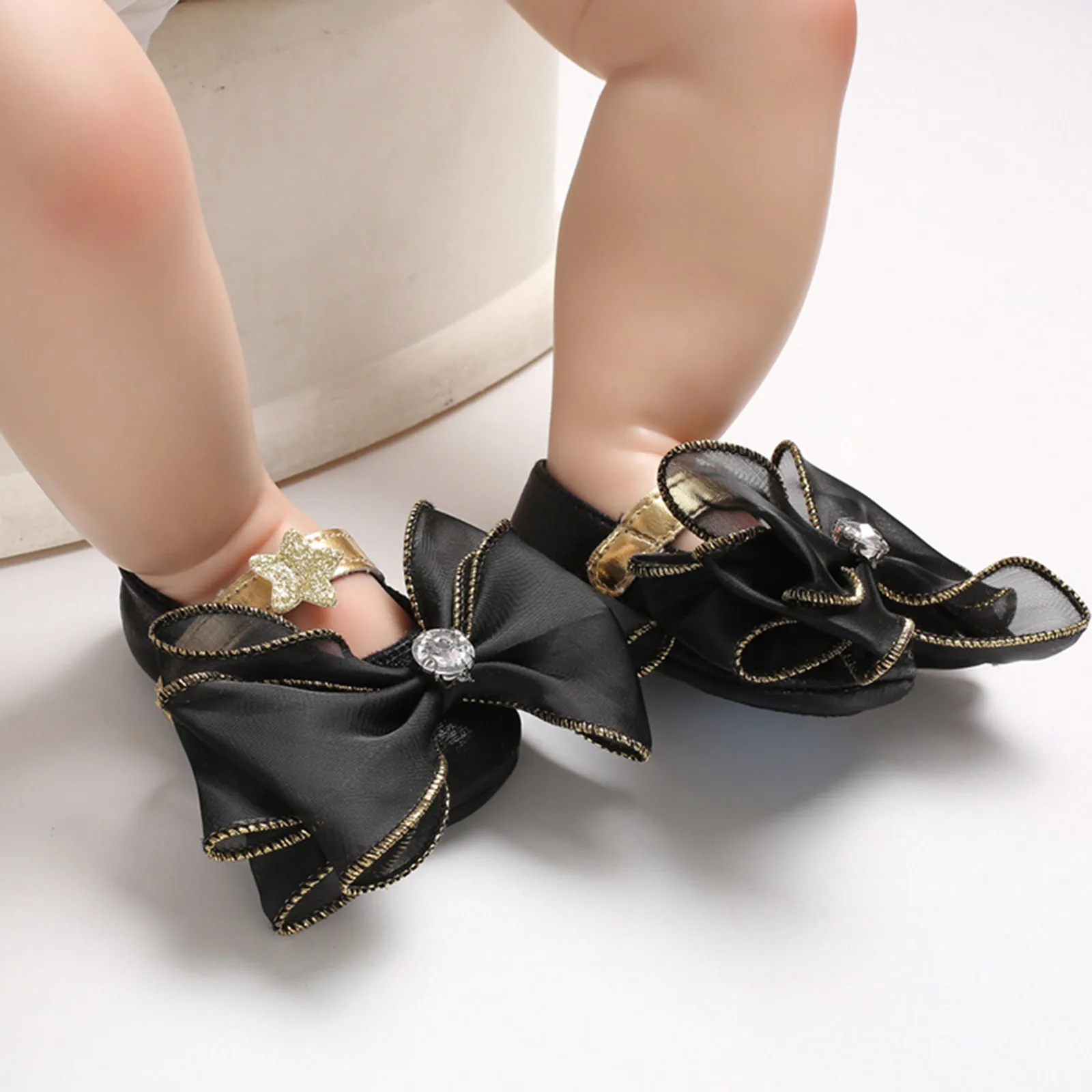 Baby Bowknot Shoes Children Fashion Flat Shoes Lace Decorative First Walkers Toddler Girls Wedding Party Princess Dress Shoes
Baby Bowknot Shoes Children Fashion Flat Shoes Lace Decorative First Walkers Toddler Girls Wedding Party Princess Dress Shoes