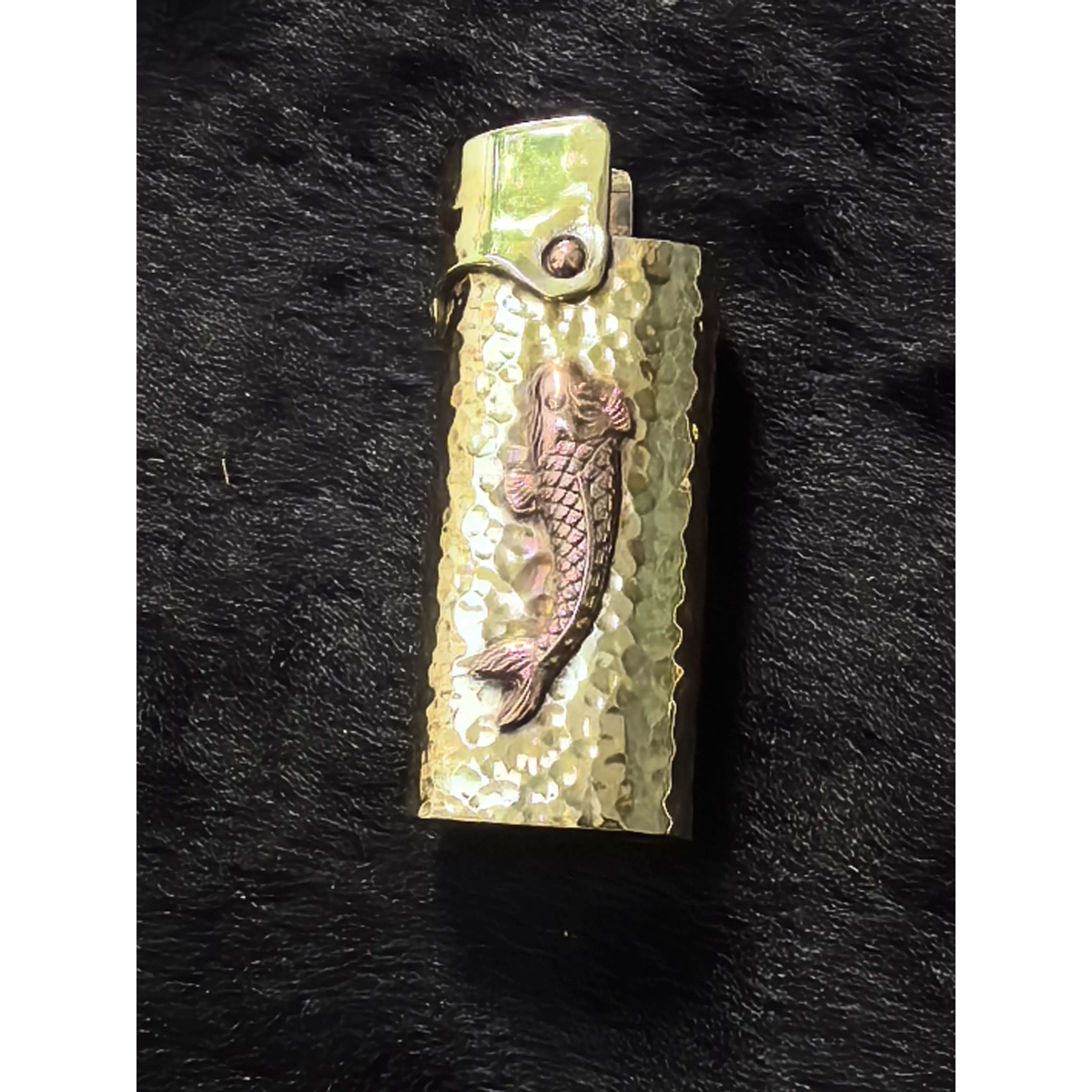 1 brass classic design lighter box cover, suitable for BIC J3/J5 lighters retro lighter box high-end gift
1 brass classic design lighter box cover, suitable for BIC J3/J5 lighters retro lighter box high-end gift