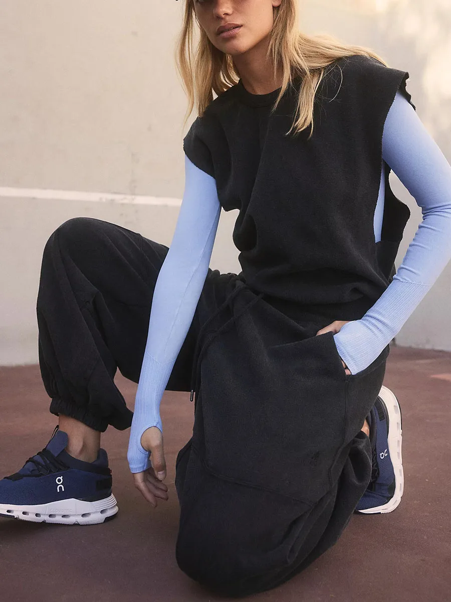 Women Sleeveless Backless Workout Jumpsuits Hollow Out Baggy Long Rompers Loose Solid Crew Neck Drawstring Overall
Women Sleeveless Backless Workout Jumpsuits Hollow Out Baggy Long Rompers Loose Solid Crew Neck Drawstring Overall