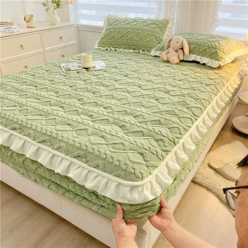 

Winter Quilted Fitted Bed Sheet Set with Pillowcase 3pcs Double Bedspread Elastic Band Mattress Cover Queen Bed Cover Bed Linens