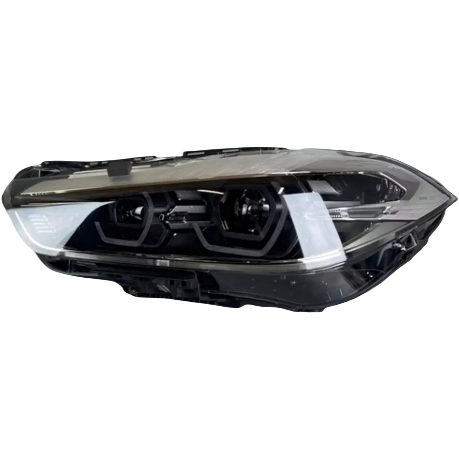 Для BMW X2 серии F39 светодиодные фары номер OE 63117489229 63117489230
Для BMW X2 серии F39 светодиодные фары номер OE 63117489229 63117489230