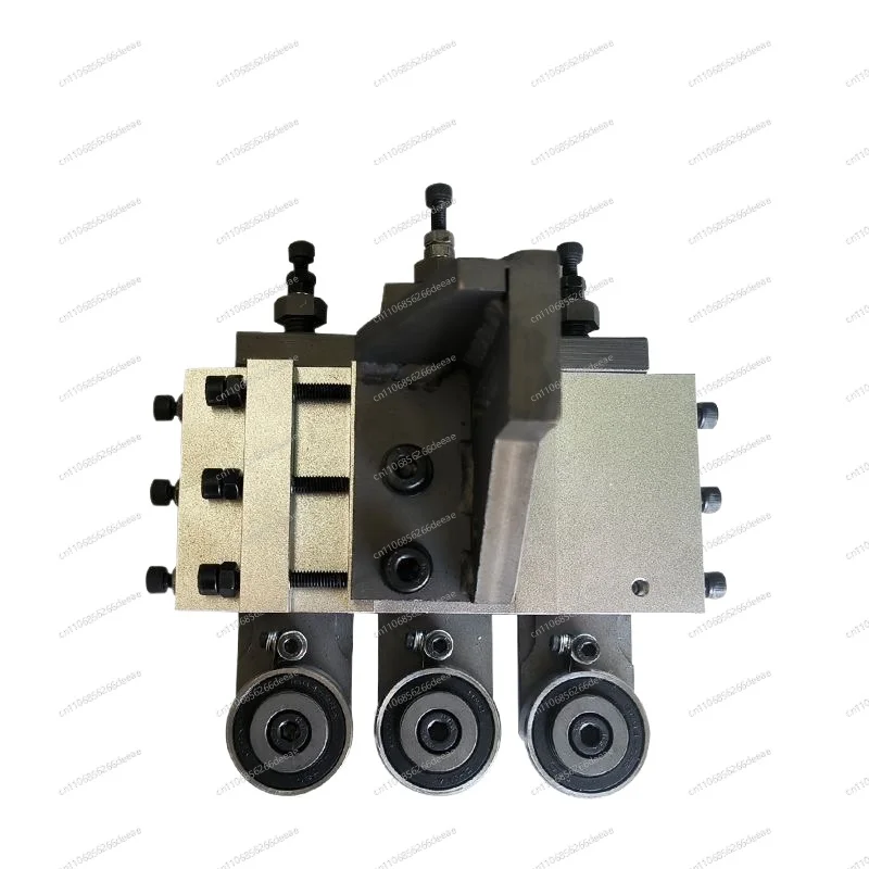 Innovative Hinge Avoidance & Edge Scraping Unit for Automatic Plate Edge Banding Machine Woodworking Accessory
Innovative Hinge Avoidance & Edge Scraping Unit for Automatic Plate Edge Banding Machine Woodworking Accessory