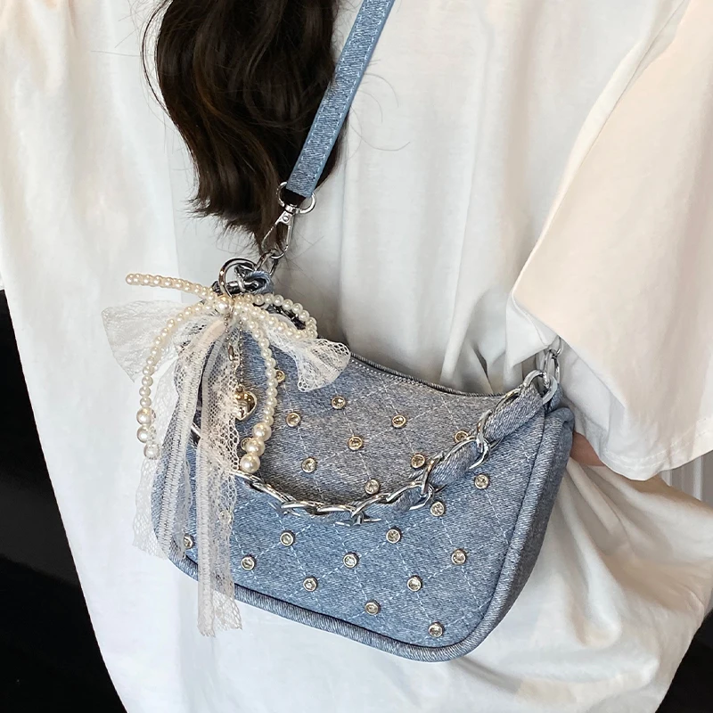 Women Bag Summer New Korean Casual Versatile High-class Personalized PU Chain One Shoulder Bags Fashion Black Crossbody Bag
Women Bag Summer New Korean Casual Versatile High-class Personalized PU Chain One Shoulder Bags Fashion Black Crossbody Bag