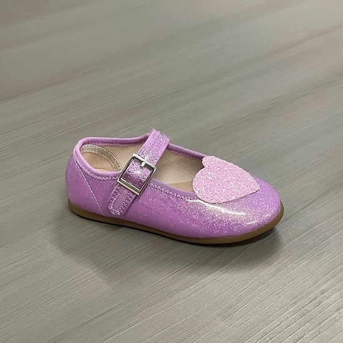 Jinyu New Shoes Heart Shape Fashion Rainbow Color Outdoor Activity Princess Shoes Children's Shoes Glitter Leather Durable
Jinyu New Shoes Heart Shape Fashion Rainbow Color Outdoor Activity Princess Shoes Children's Shoes Glitter Leather Durable
