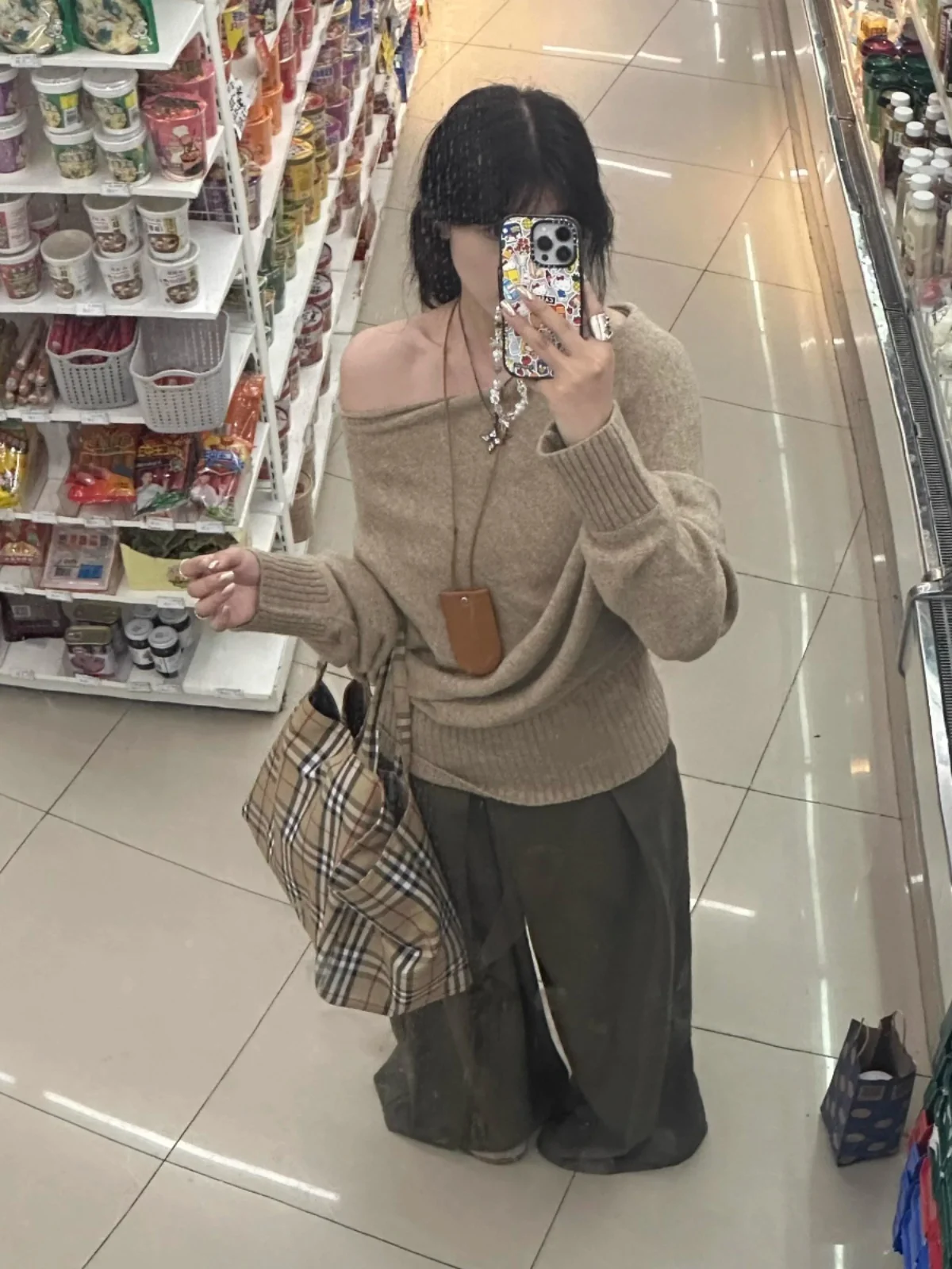 Loose Knitted Batwing Sleeve Shoulder Bared Women's Top Korean Style Comfortable Casual Long Sleeve Sweater for Autumn Winter
Loose Knitted Batwing Sleeve Shoulder Bared Women's Top Korean Style Comfortable Casual Long Sleeve Sweater for Autumn Winter