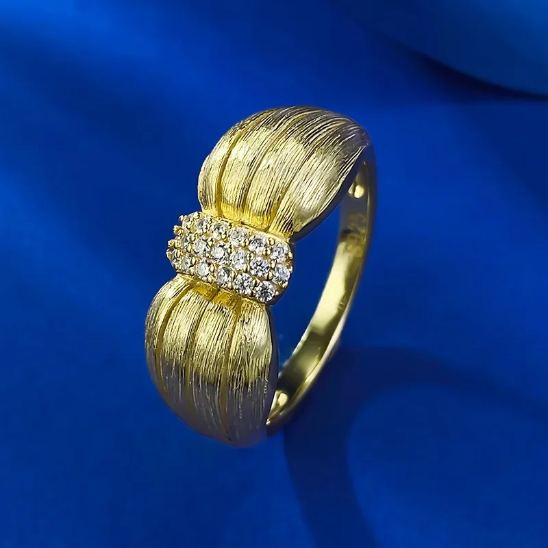 New New S925 Silver Ring, Gold Plated Bow, Brushed Ring, Unique Ring, Fashionable and Elegant Wedding Jewelry
New New S925 Silver Ring, Gold Plated Bow, Brushed Ring, Unique Ring, Fashionable and Elegant Wedding Jewelry