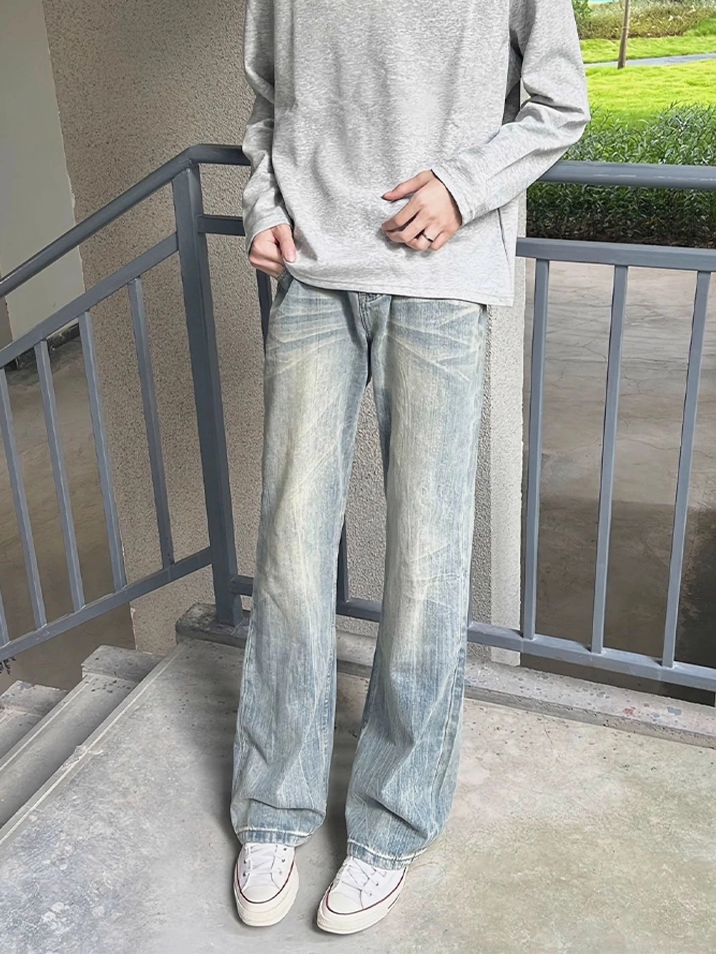 Retro Blue Bamboo Knot Pattern Western Vibe Men's Jeans Slimming Straight Leg Narrow Version Knife Denim Pants
Retro Blue Bamboo Knot Pattern Western Vibe Men's Jeans Slimming Straight Leg Narrow Version Knife Denim Pants