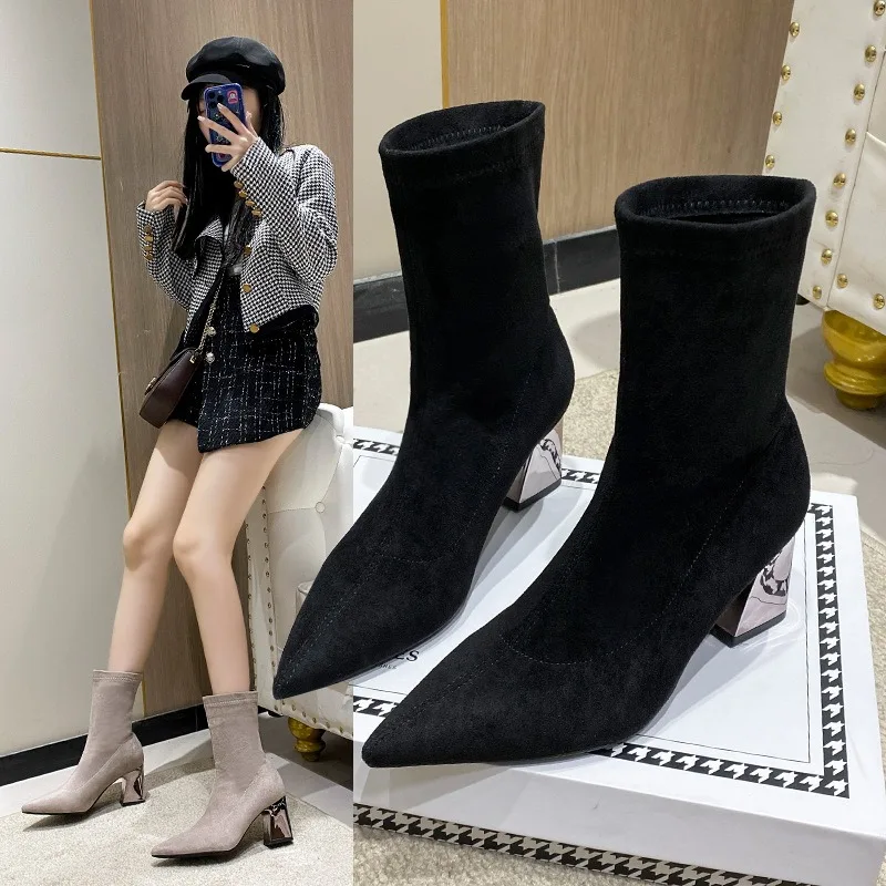 Pointed Elastic High Heel Socks Boots Women's Shoes Fashion Knitted Breathable Slim Thick Heel Short Boot Black Sexy Woman Shoes
Pointed Elastic High Heel Socks Boots Women's Shoes Fashion Knitted Breathable Slim Thick Heel Short Boot Black Sexy Woman Shoes