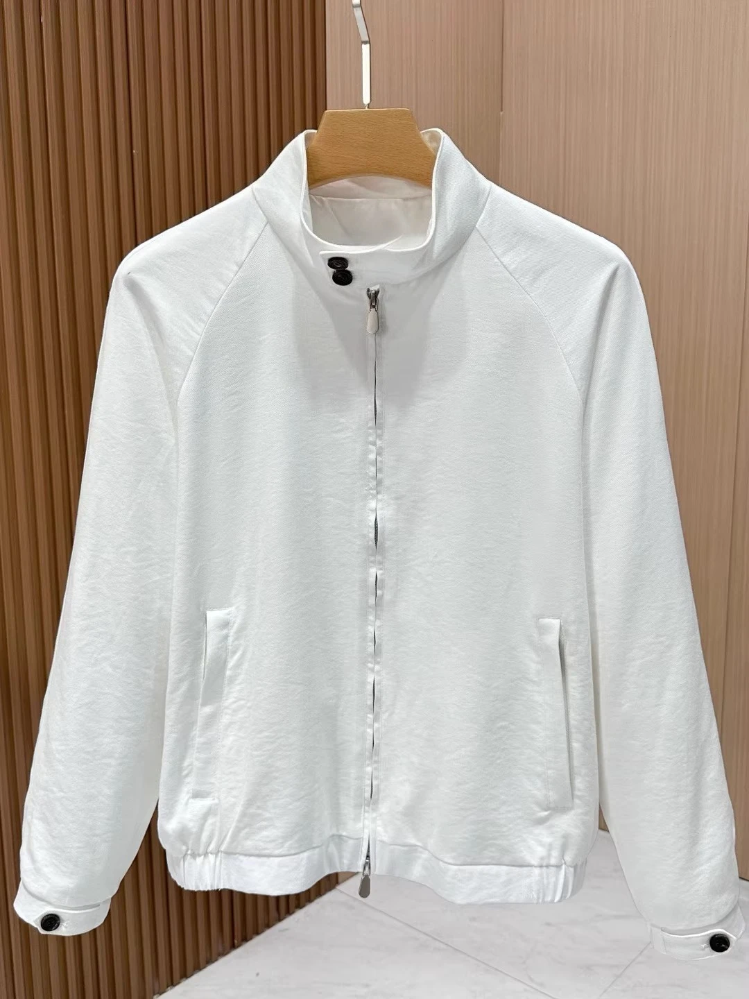 Куртка BC Old Money 26SS из вышитого шелкового льна с воротником-стойкой, повседневная
Куртка BC Old Money 26SS из вышитого шелкового льна с воротником-стойкой, повседневная