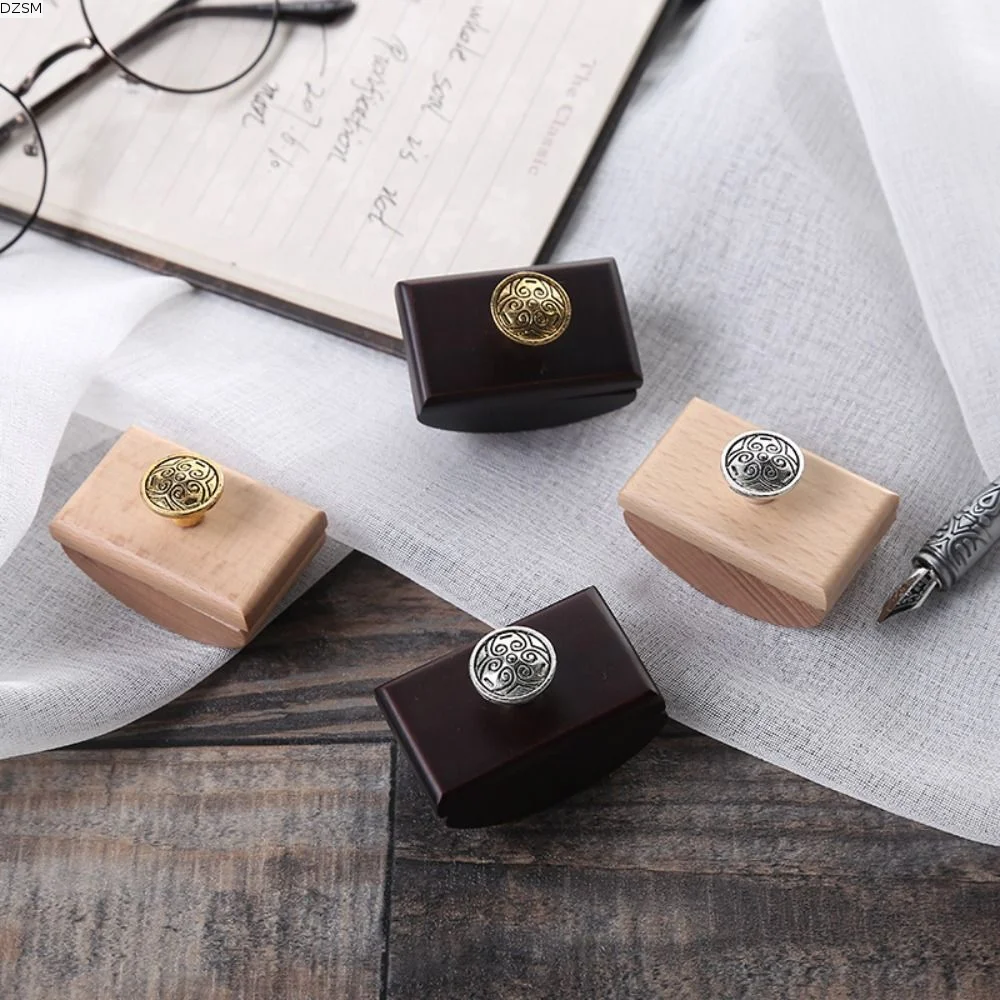 Creative Fountain Pen Excess Ink Absorber Calligraphy Quick Dry Rocker Blotter Writing Wooden Ink-Absorbent Tool office
Creative Fountain Pen Excess Ink Absorber Calligraphy Quick Dry Rocker Blotter Writing Wooden Ink-Absorbent Tool office