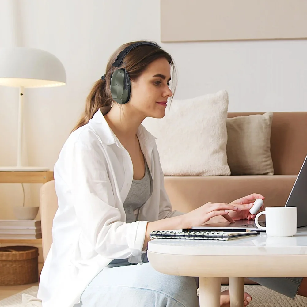 Outdoor Noise Reduction Headset Hunting Gaming Headset Ergonomic Design Comfortable Wear High Elastic Cushion Foldable Storage
Outdoor Noise Reduction Headset Hunting Gaming Headset Ergonomic Design Comfortable Wear High Elastic Cushion Foldable Storage