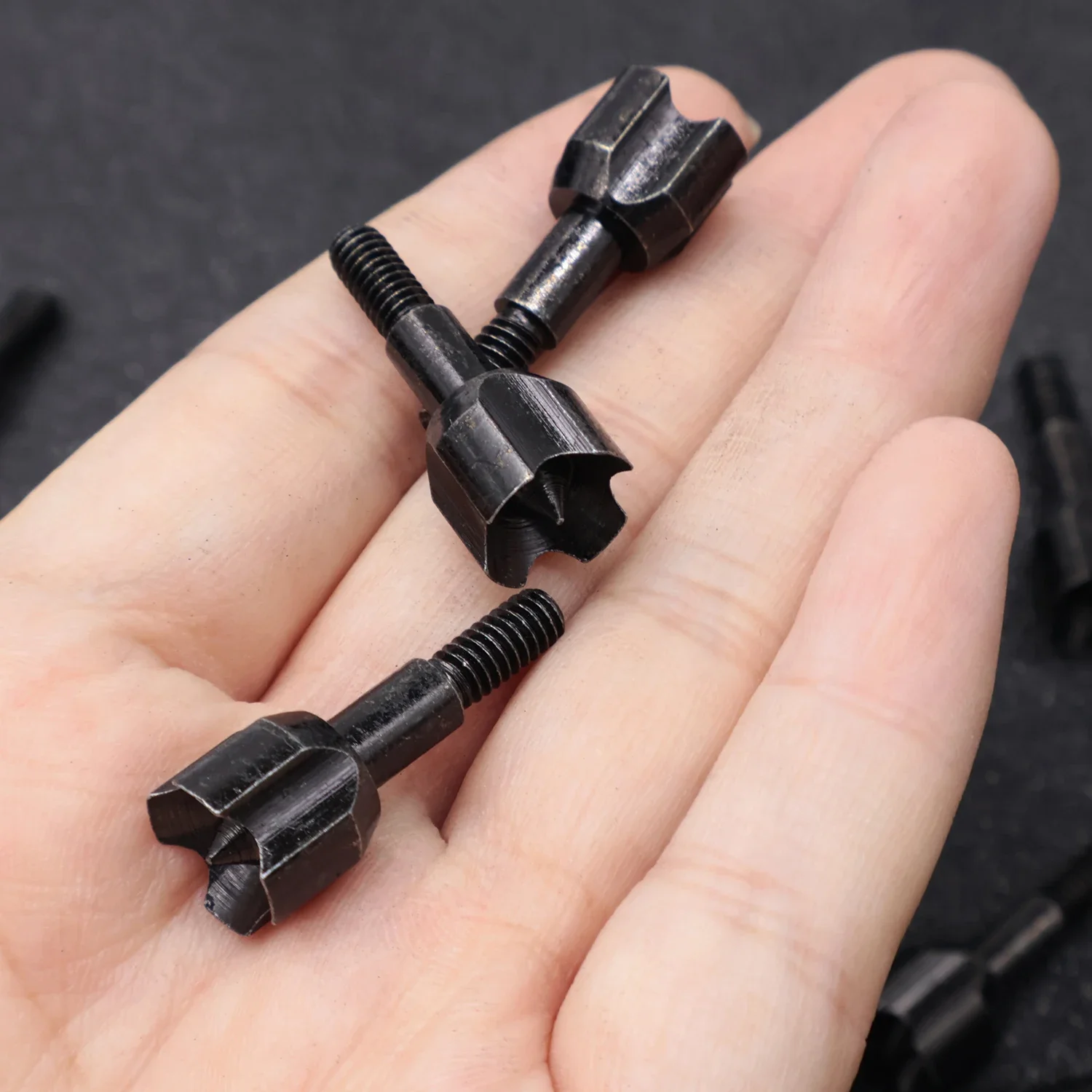 Blunt Hammer Small Game Broadhead Black Metal Hammerhead Shape No Blade Impact Trauma for Compound Recurve Bow Hunting Arrows
Blunt Hammer Small Game Broadhead Black Metal Hammerhead Shape No Blade Impact Trauma for Compound Recurve Bow Hunting Arrows