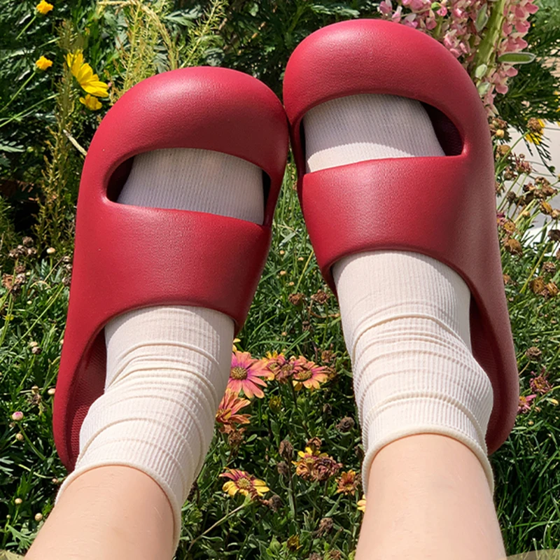 Fashion Closed Toe Platform Slippers Woman Summer Thick Sole Non Slip Beach Slides Woman Comfortable Soft Bottom Cloud Sandals
Fashion Closed Toe Platform Slippers Woman Summer Thick Sole Non Slip Beach Slides Woman Comfortable Soft Bottom Cloud Sandals