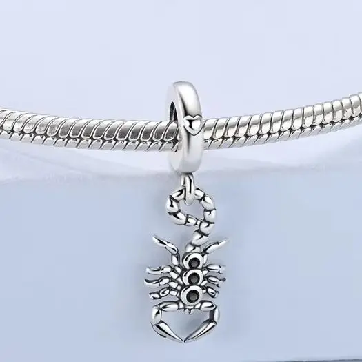 925 Sterling Silver Originales Charm Scorpion Pendant Fit Bracelet Necklace Making for Women Fashion Jewelry
925 Sterling Silver Originales Charm Scorpion Pendant Fit Bracelet Necklace Making for Women Fashion Jewelry