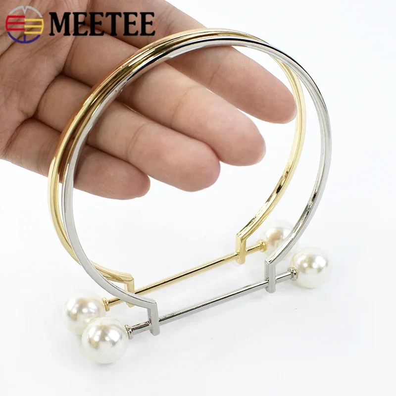2Pcs Meetee 9cm Bag Metal Handle Sewing Brackets Women Handbag Pearl O D Ring Handles Purse Replace Frame Hardware Accessories 
2Pcs Meetee 9cm Bag Metal Handle Sewing Brackets Women Handbag Pearl O D Ring Handles Purse Replace Frame Hardware Accessories