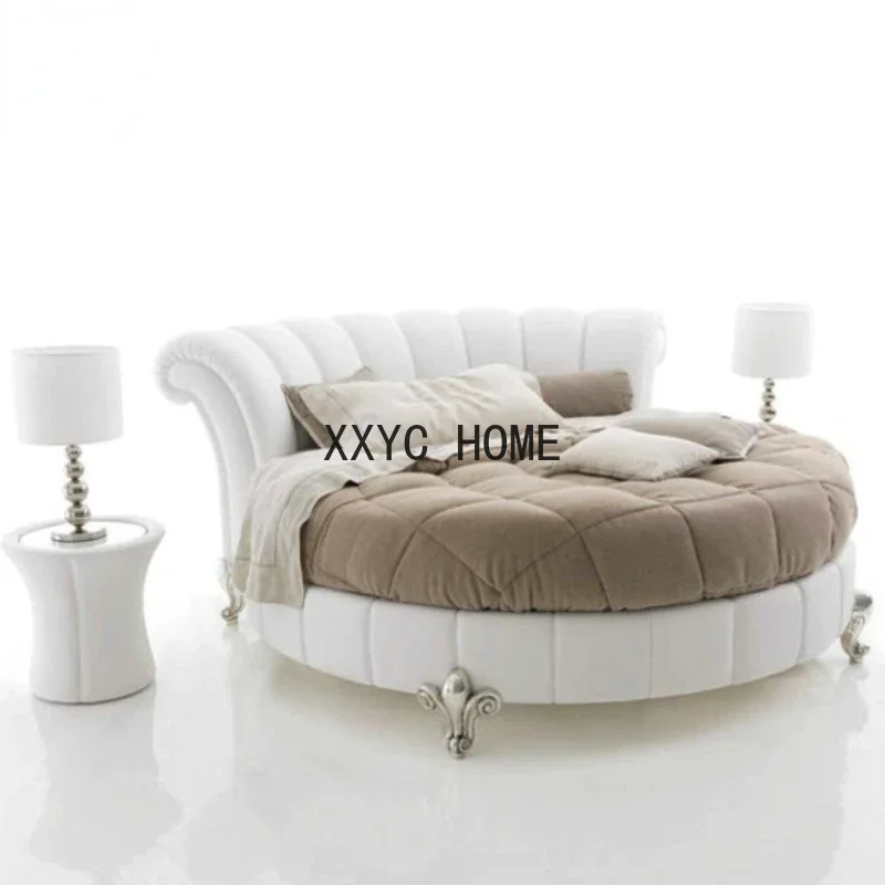 Solid Wood Carved Leg Fabric round Bed Double European Personality round Bed
Solid Wood Carved Leg Fabric round Bed Double European Personality round Bed
