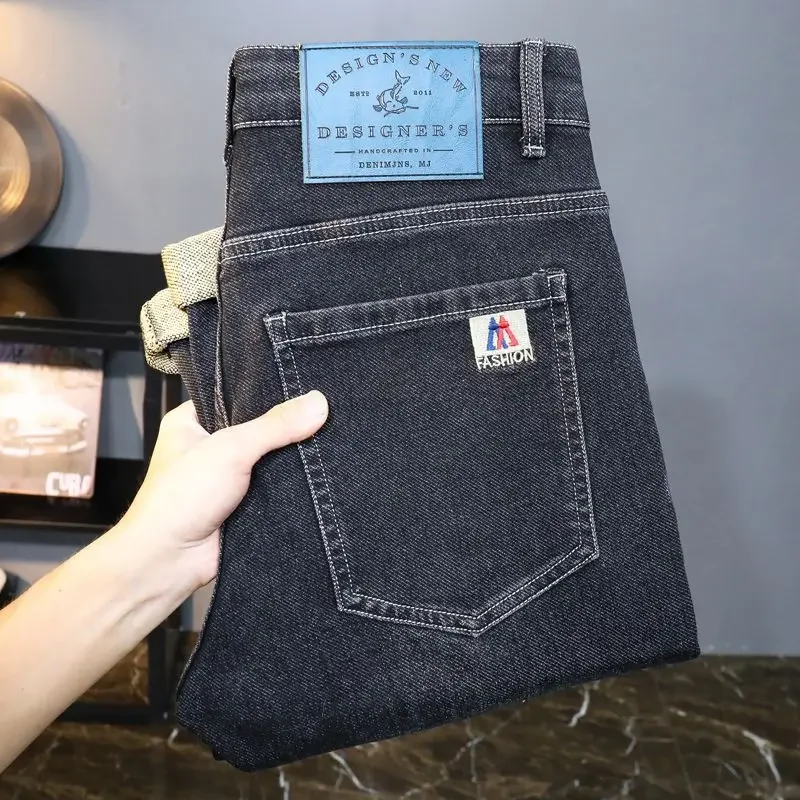 Осенняя брендовая одежда, мужские повседневные джинсы, новые узкие прямые брюки с вышивкой, потертые корейские модные длинные брюки, мужские джинсы
Осенняя брендовая одежда, мужские повседневные джинсы, новые узкие прямые брюки с вышивкой, потертые корейские модные длинные брюки, мужские джинсы