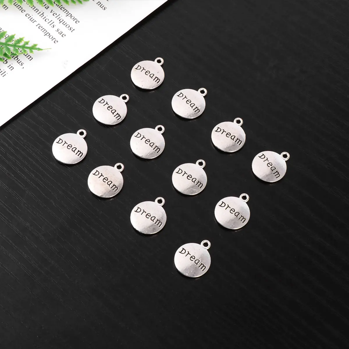 100 Pcs DIY Pendant Metal Charms Accessories Fashion Jewelry Making Pendants Alloy
100 Pcs DIY Pendant Metal Charms Accessories Fashion Jewelry Making Pendants Alloy