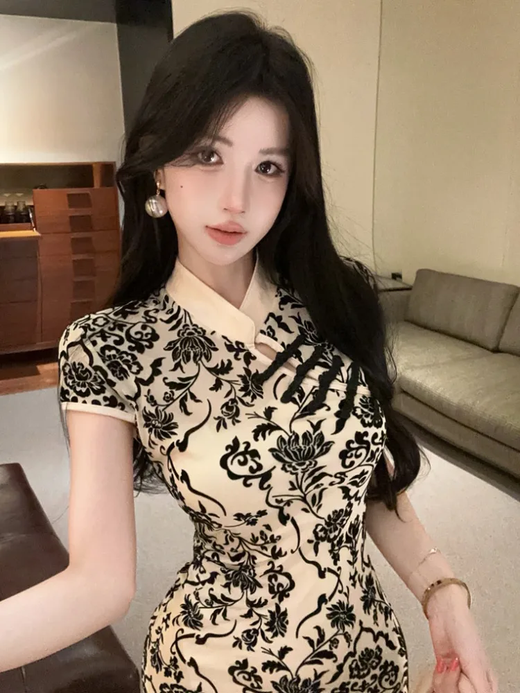 New Chinese Style Retro Lace Dress Women's High Waist Short Skirt Sexy Girl Fashion Pure Desire Business Casual Sum...
New Chinese Style Retro Lace Dress Women's High Waist Short Skirt Sexy Girl Fashion Pure Desire Business Casual Sum...
