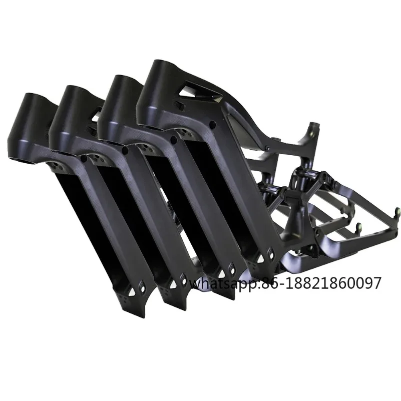 26*4,8 дюйма 27,5*3 дюйма 29*2,6 высококачественная полностью подвесная черная рама электрического велосипеда из углеродного волокна
26*4,8 дюйма 27,5*3 дюйма 29*2,6 высококачественная полностью подвесная черная рама электрического велосипеда из углеродного волокна