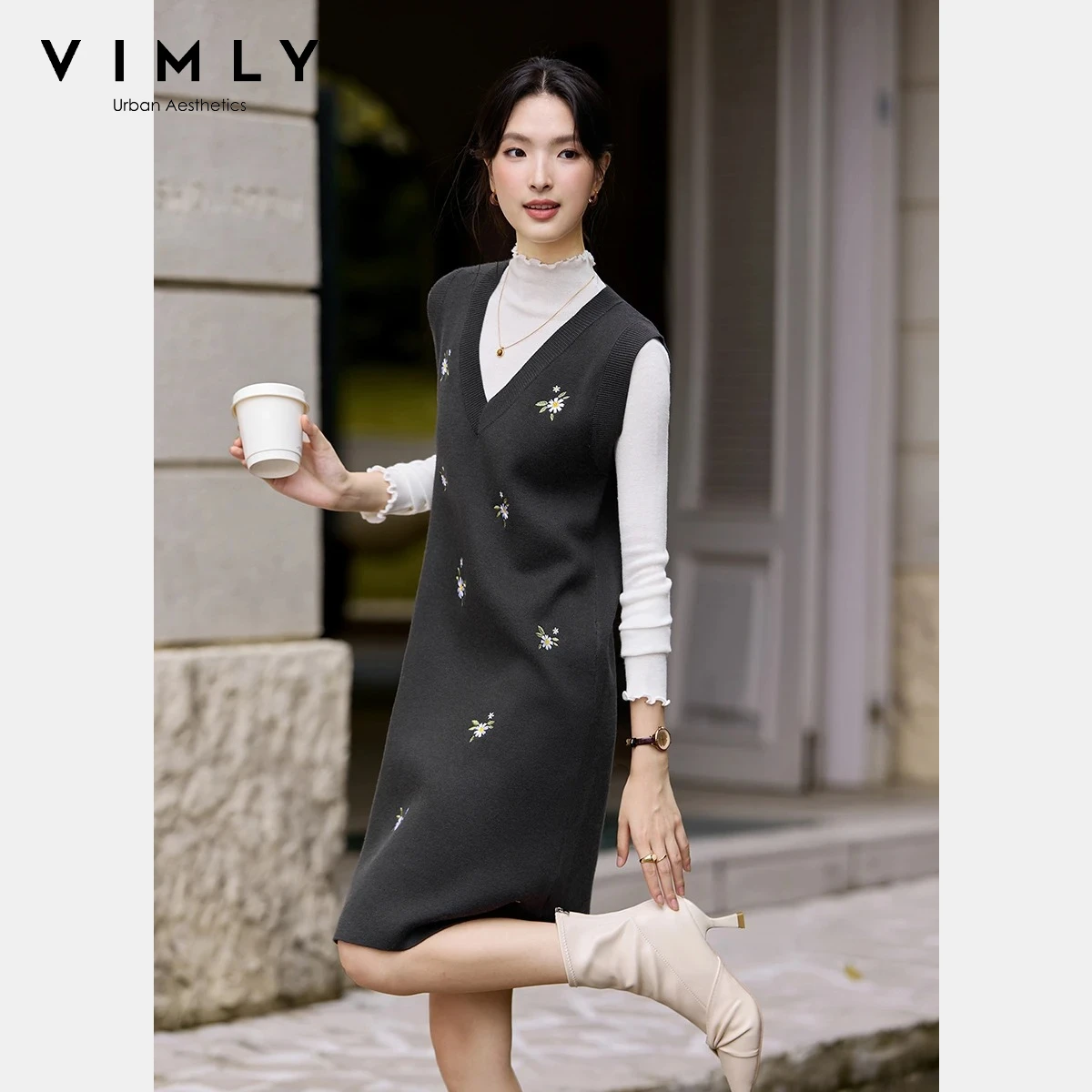 VIMLY Women's Sleeveless Knit Dress 2025 Autumn V-Neck Embroidered Floral A-Line Office Lady Elegant Versatile Dresses 75237
VIMLY Women's Sleeveless Knit Dress 2025 Autumn V-Neck Embroidered Floral A-Line Office Lady Elegant Versatile Dresses 75237