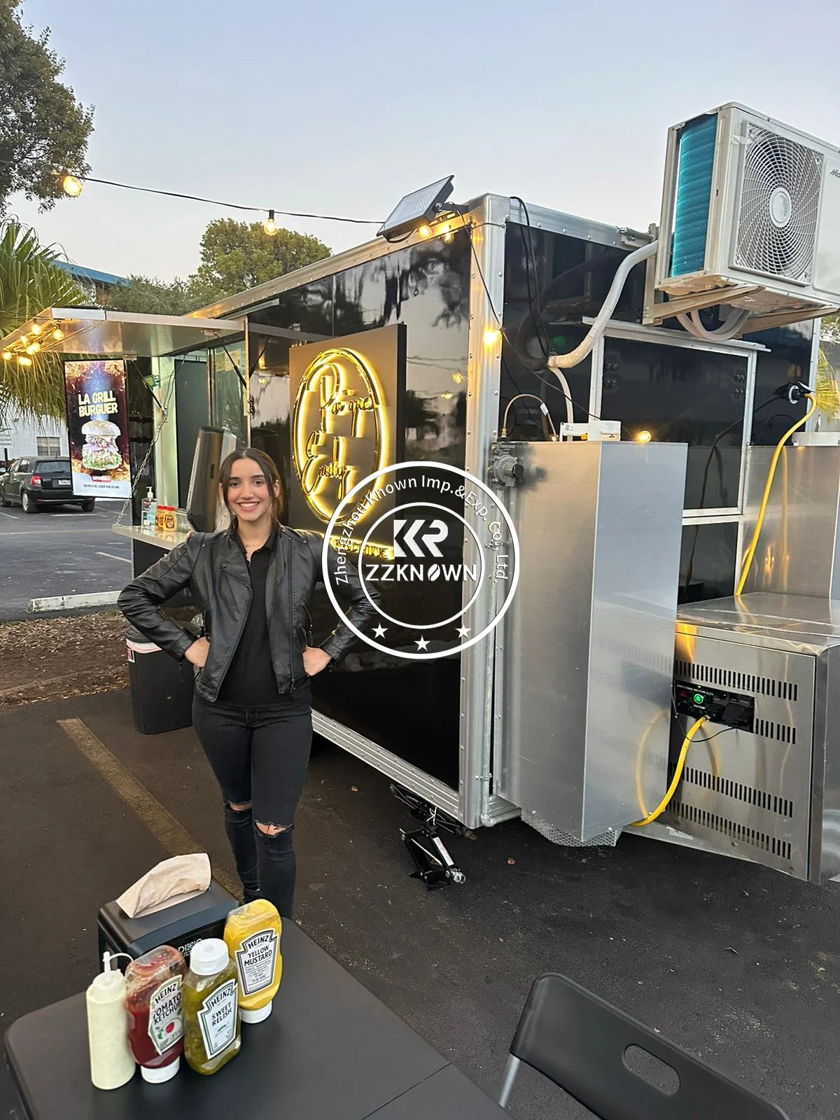 High Quality Mobile Snack Food Trailer Multifunctional Food Truck Drink Desert Retail Trailer With Ce
High Quality Mobile Snack Food Trailer Multifunctional Food Truck Drink Desert Retail Trailer With Ce