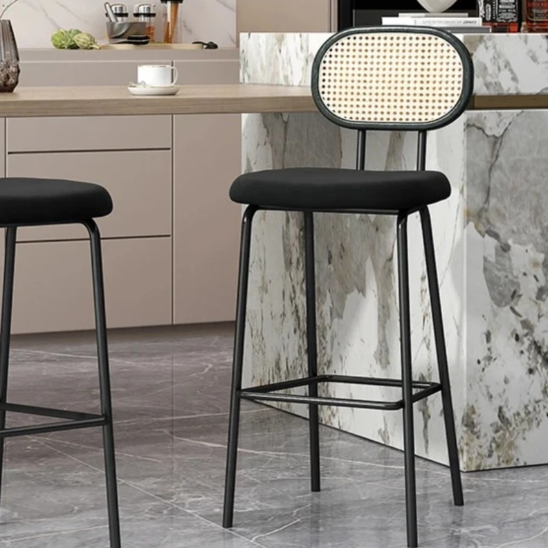 Ergonomic Barber Bar Chairs Stools Retro Nordic Commercial Unique Design Sturdy Industrial Modern Metal Banqueta Home Furniture
Ergonomic Barber Bar Chairs Stools Retro Nordic Commercial Unique Design Sturdy Industrial Modern Metal Banqueta Home Furniture