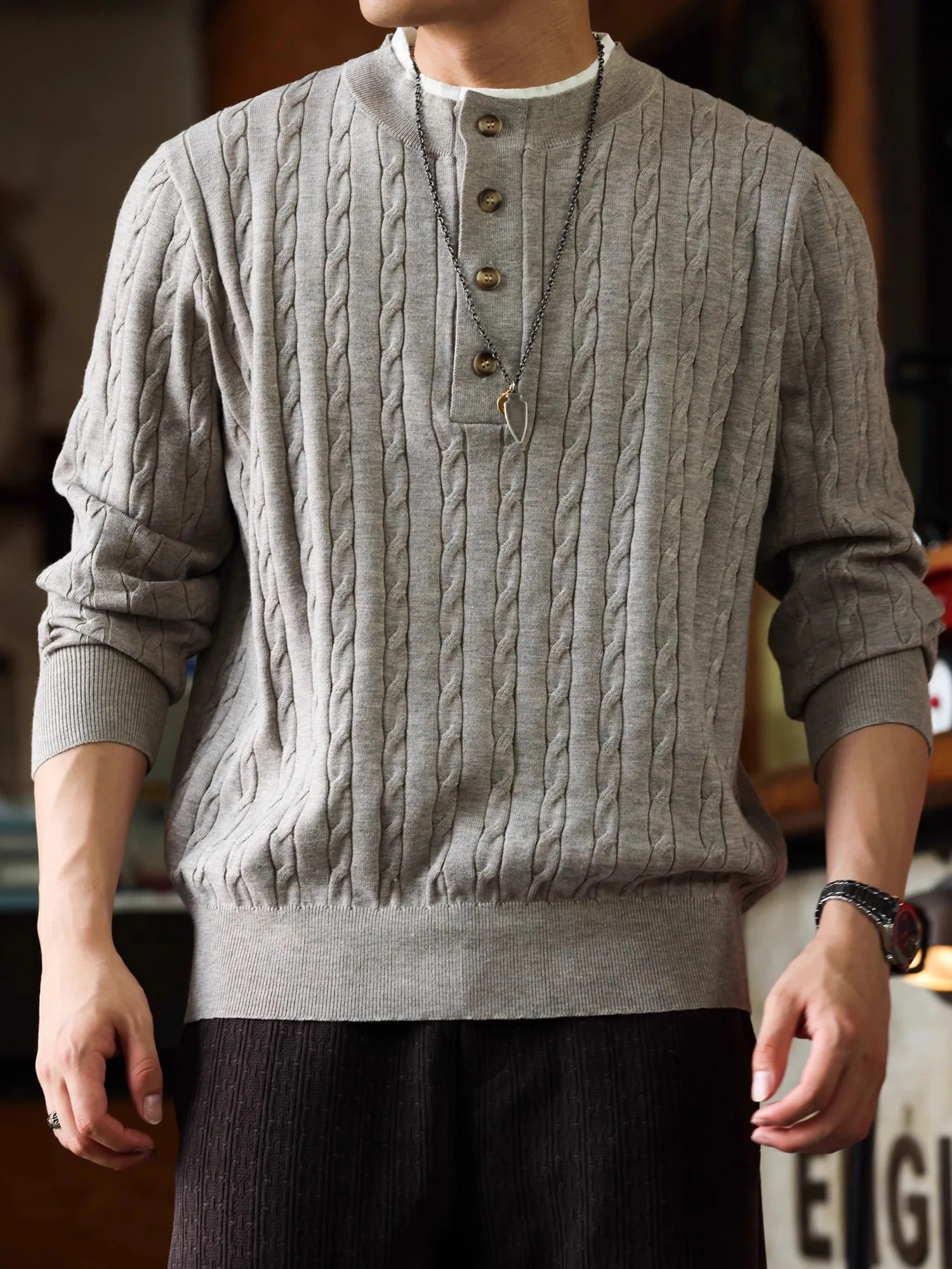 Мужской зимний свитер большого размера в американском стиле, вязаный, с воротником хенли, из смесовой шерсти, с длинными рукавами, мягкий и комфортный крой
Мужской зимний свитер большого размера в американском стиле, вязаный, с воротником хенли, из смесовой шерсти, с длинными рукавами, мягкий и комфортный крой