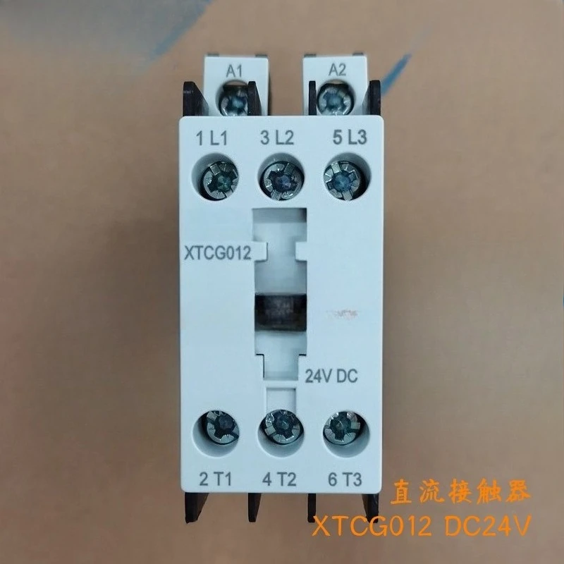 12А3 полюс XTCG012 Контактор AC24 DC24V AC110V AC220V
12А3 полюс XTCG012 Контактор AC24 DC24V AC110V AC220V