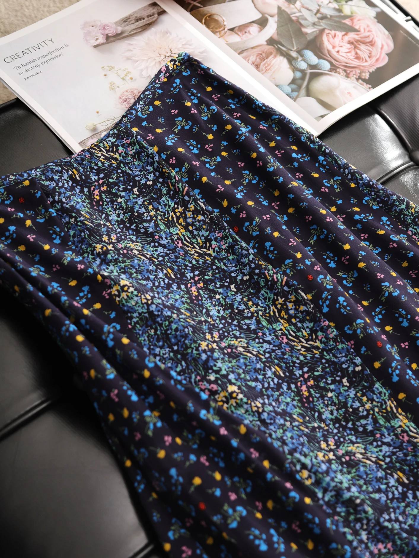 Van Gogh Colors 100 Silk Asymmetrical Hem Floral Print Double Paneling Fish Tail Midi Skirt Women's High Waist Skirt
Van Gogh Colors 100 Silk Asymmetrical Hem Floral Print Double Paneling Fish Tail Midi Skirt Women's High Waist Skirt