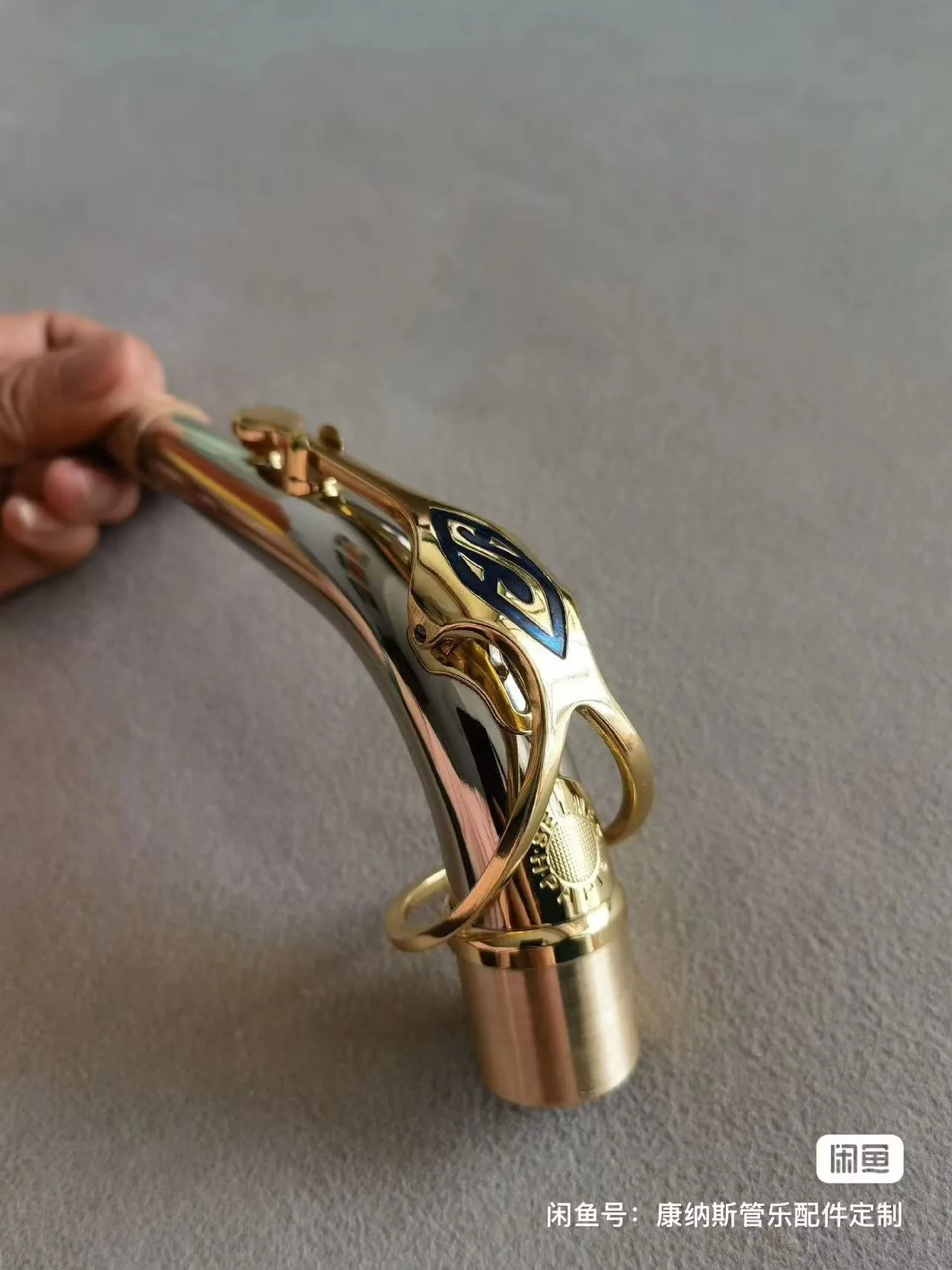 White Copper Alto Saxophone with Curved Neck Interface Diameter 24.5mm Professional Musical Instrument for Musician
White Copper Alto Saxophone with Curved Neck Interface Diameter 24.5mm Professional Musical Instrument for Musician
