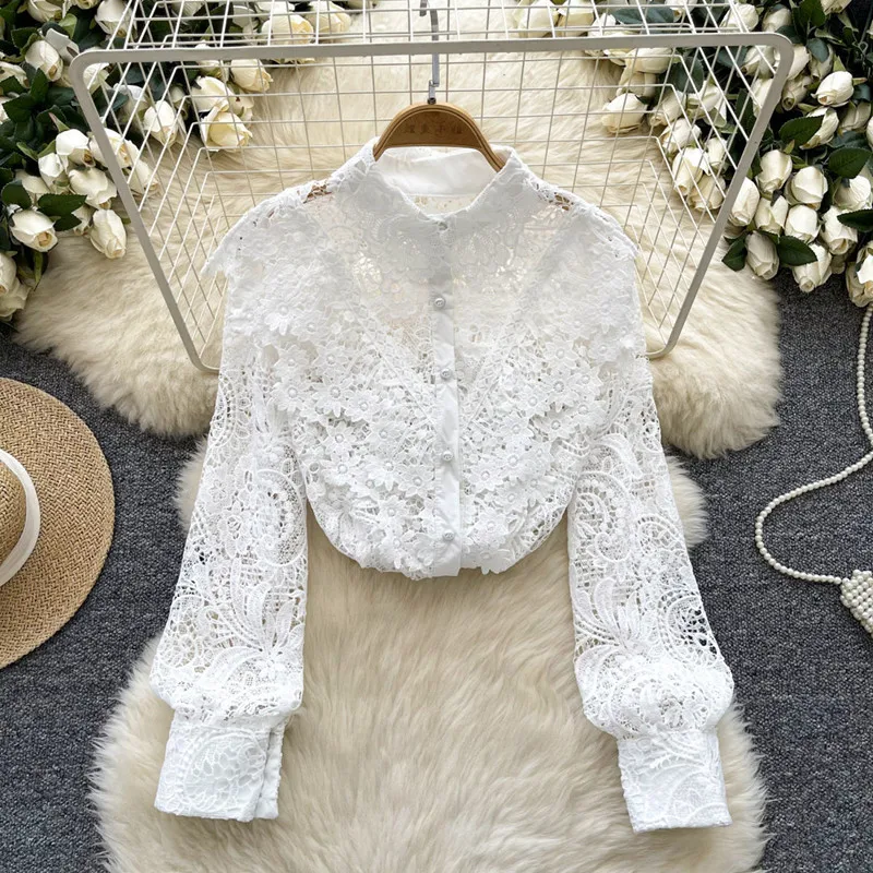 Spring Autumn New Fashion Lace Long Sleeved Shirt Women Vintage Hollow Hook Flower Embroidery Versatile Pearl Button Blouse B959
Spring Autumn New Fashion Lace Long Sleeved Shirt Women Vintage Hollow Hook Flower Embroidery Versatile Pearl Button Blouse B959