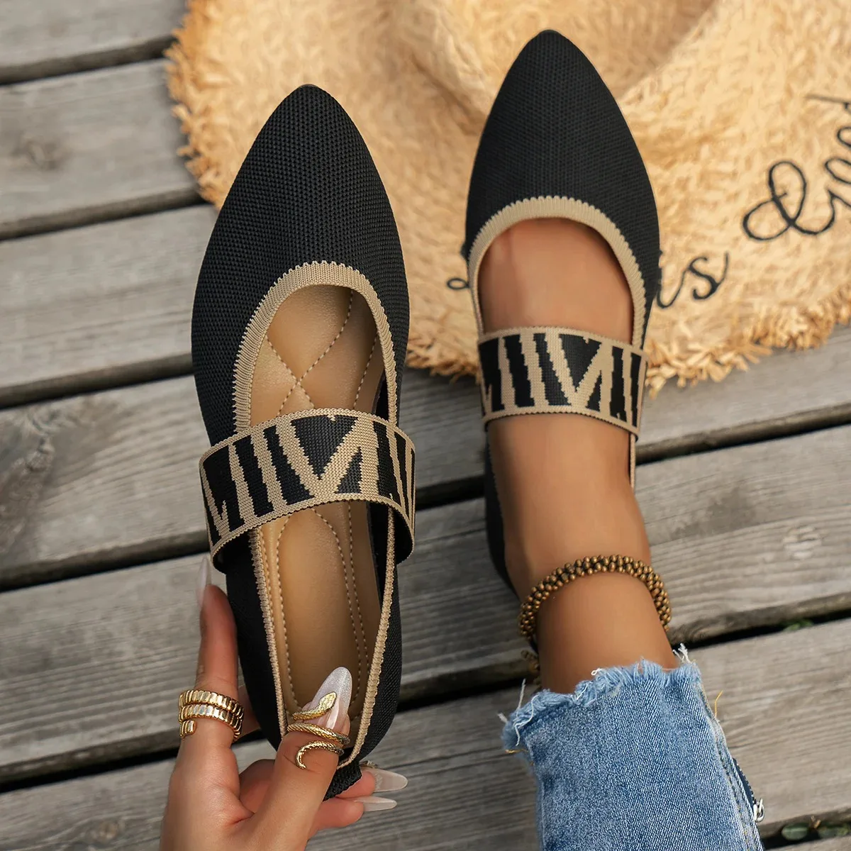 Knitted Color-block Women's Flat Shoes Dressy Ballet Flats Casual striped straps Pointed Toe Loafers Female
Knitted Color-block Women's Flat Shoes Dressy Ballet Flats Casual striped straps Pointed Toe Loafers Female