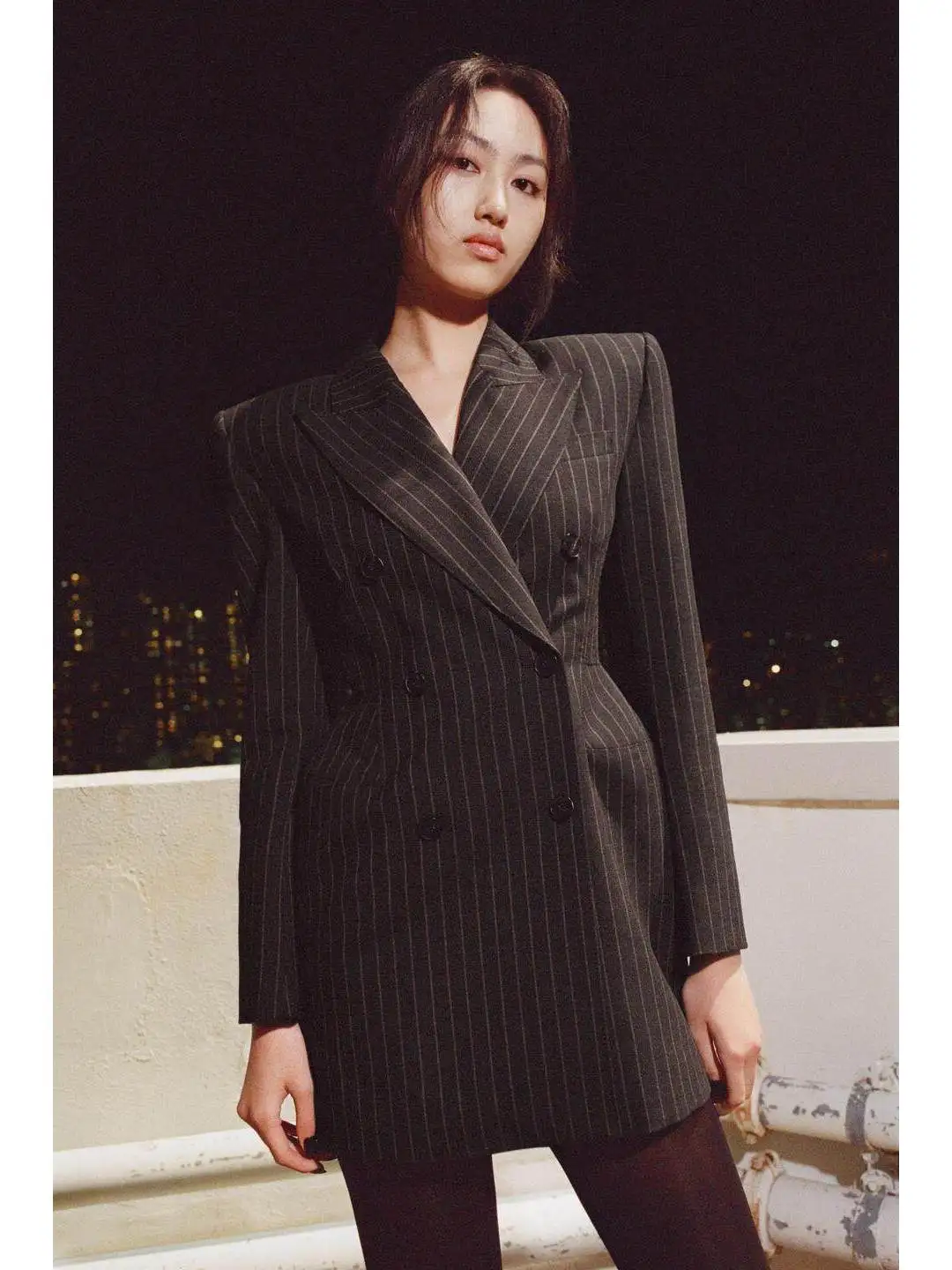 Elegant Slim Fit Striped Dress Suit Women's Business Wear Spring 2026 Waist Cinched Long Sleeve Polyester Fiber Dress
Elegant Slim Fit Striped Dress Suit Women's Business Wear Spring 2026 Waist Cinched Long Sleeve Polyester Fiber Dress