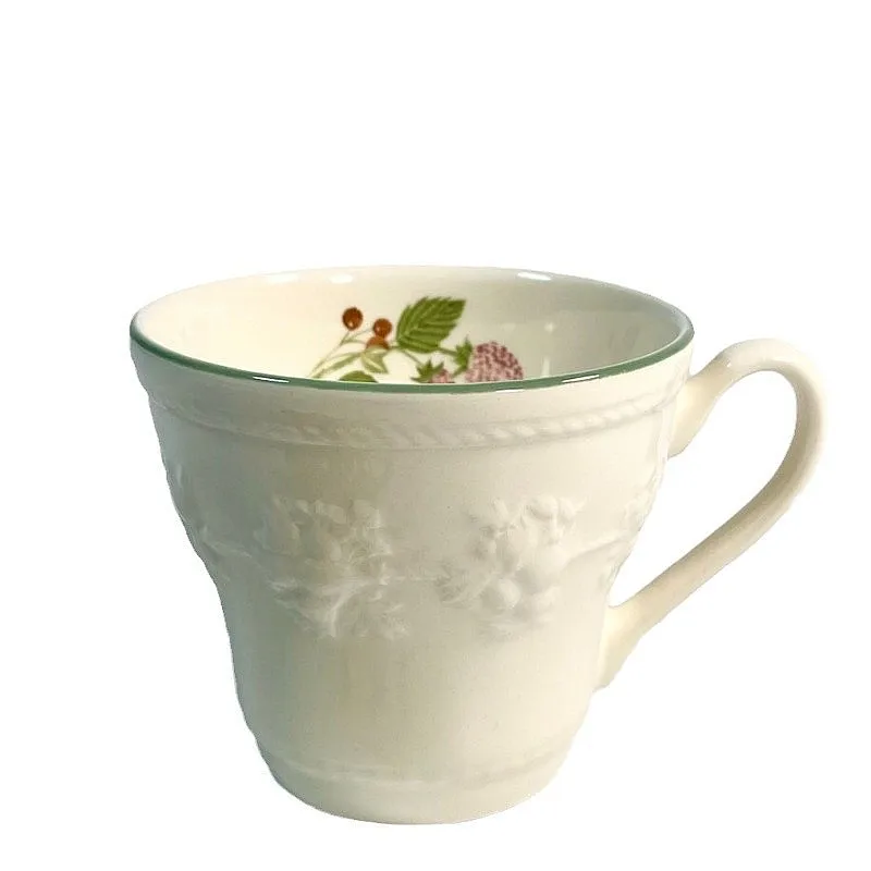 European Raspberry Relief Design Couple Mug Pair Home Water Cup Light Luxury Practical Gift Milk Cup Porcelain Gift Box Set Box