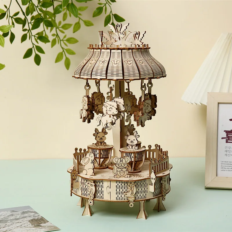 Винтажная музыкальная шкатулка-карусель OUZEY, 3D деревянная сборка своими руками, романтическое вращающееся украшение для домашнего декора
Винтажная музыкальная шкатулка-карусель OUZEY, 3D деревянная сборка своими руками, романтическое вращающееся украшение для домашнего декора