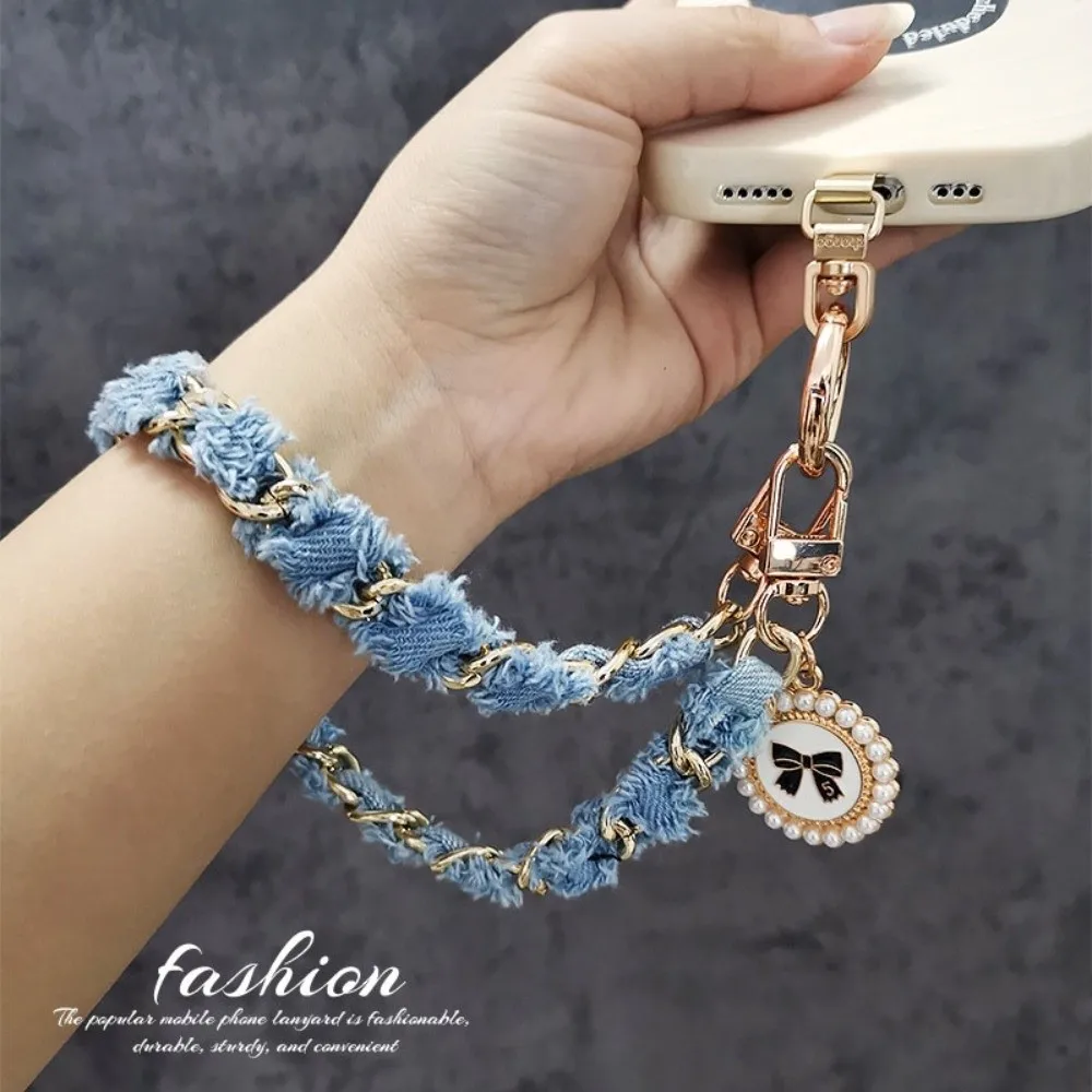 Pendant Mobile Phone Strap Metal Chain Pearl Cell Phone Chain Short Handheld Mobile Phone Lanyard Phone Case Accessories
Pendant Mobile Phone Strap Metal Chain Pearl Cell Phone Chain Short Handheld Mobile Phone Lanyard Phone Case Accessories