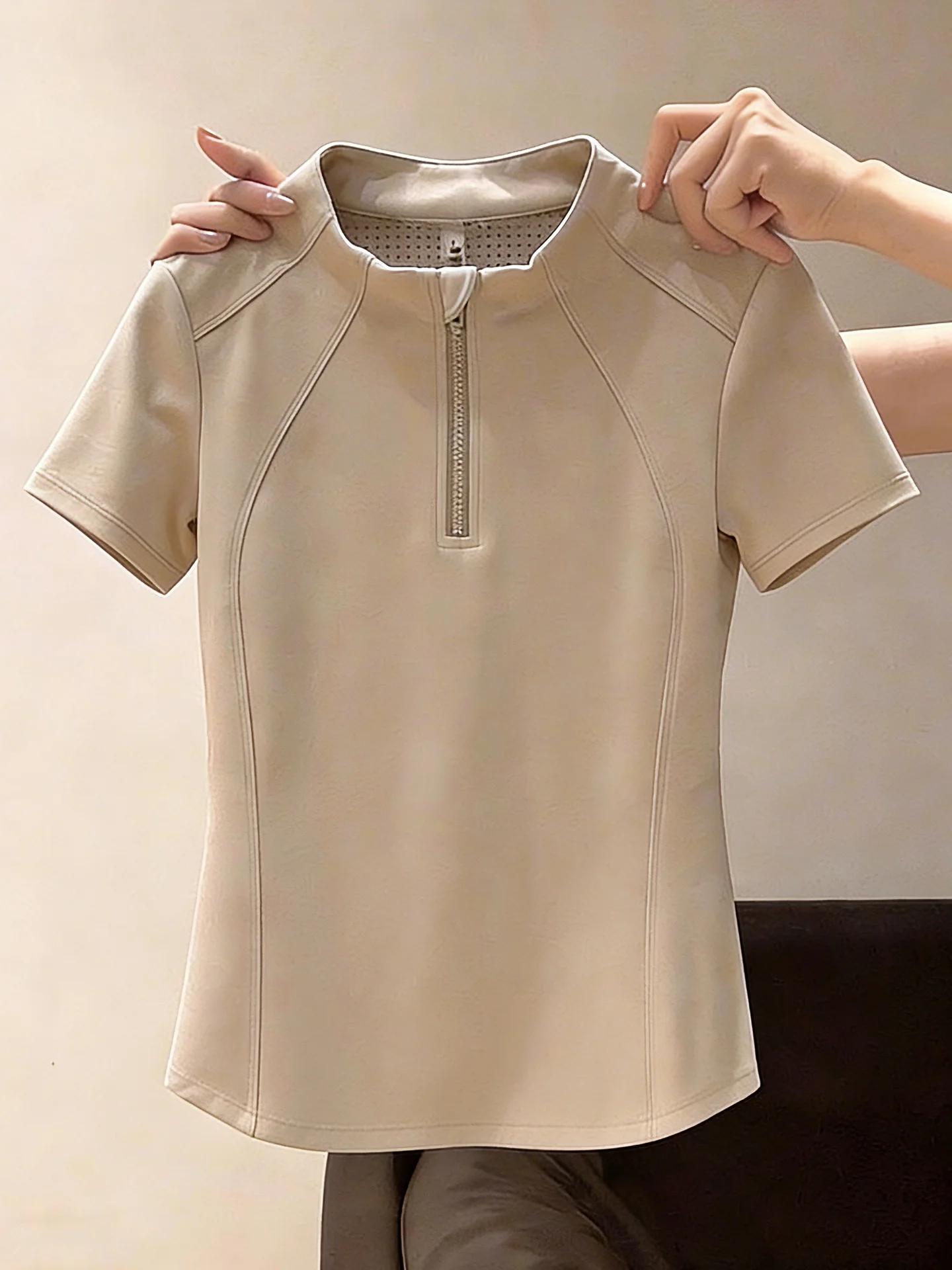 Casual Sporty Short Sleeve Half Zipper Shoulder T-Shirt Korean Style Simple Versatile Spring Summer Anti-Aging Small Shirt
Casual Sporty Short Sleeve Half Zipper Shoulder T-Shirt Korean Style Simple Versatile Spring Summer Anti-Aging Small Shirt