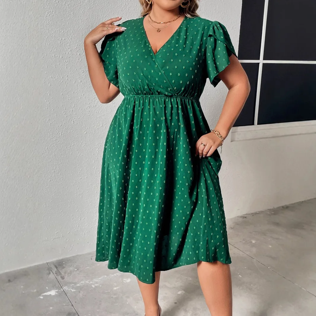 V-neck plus size women's clothing 2025 new product fashionable printed loose dress
V-neck plus size women's clothing 2025 new product fashionable printed loose dress